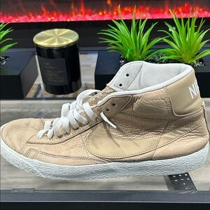 Nike Beige High-Top Sneakers